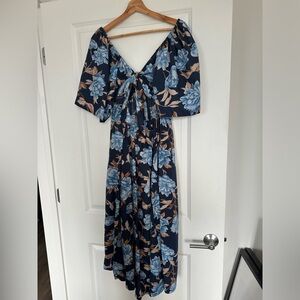 NEW Abercrombie & Fitch angel sleeve twist front midi dress blue floral M